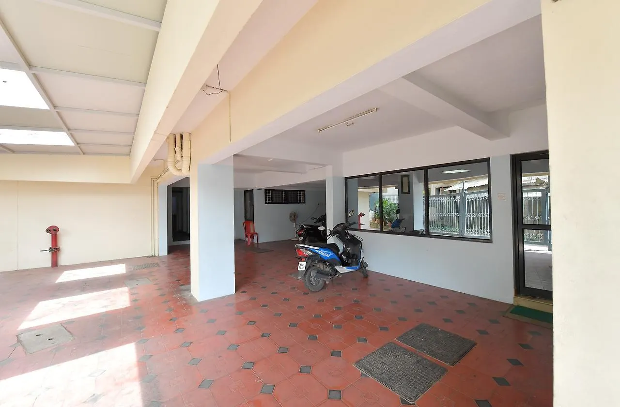 Hotel Elisa International Tourist Home Thiruvananthapuram 3*,