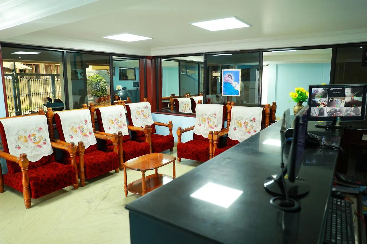 טריואנדרום Hotel Elisa International Tourist Home 3*,  הודו